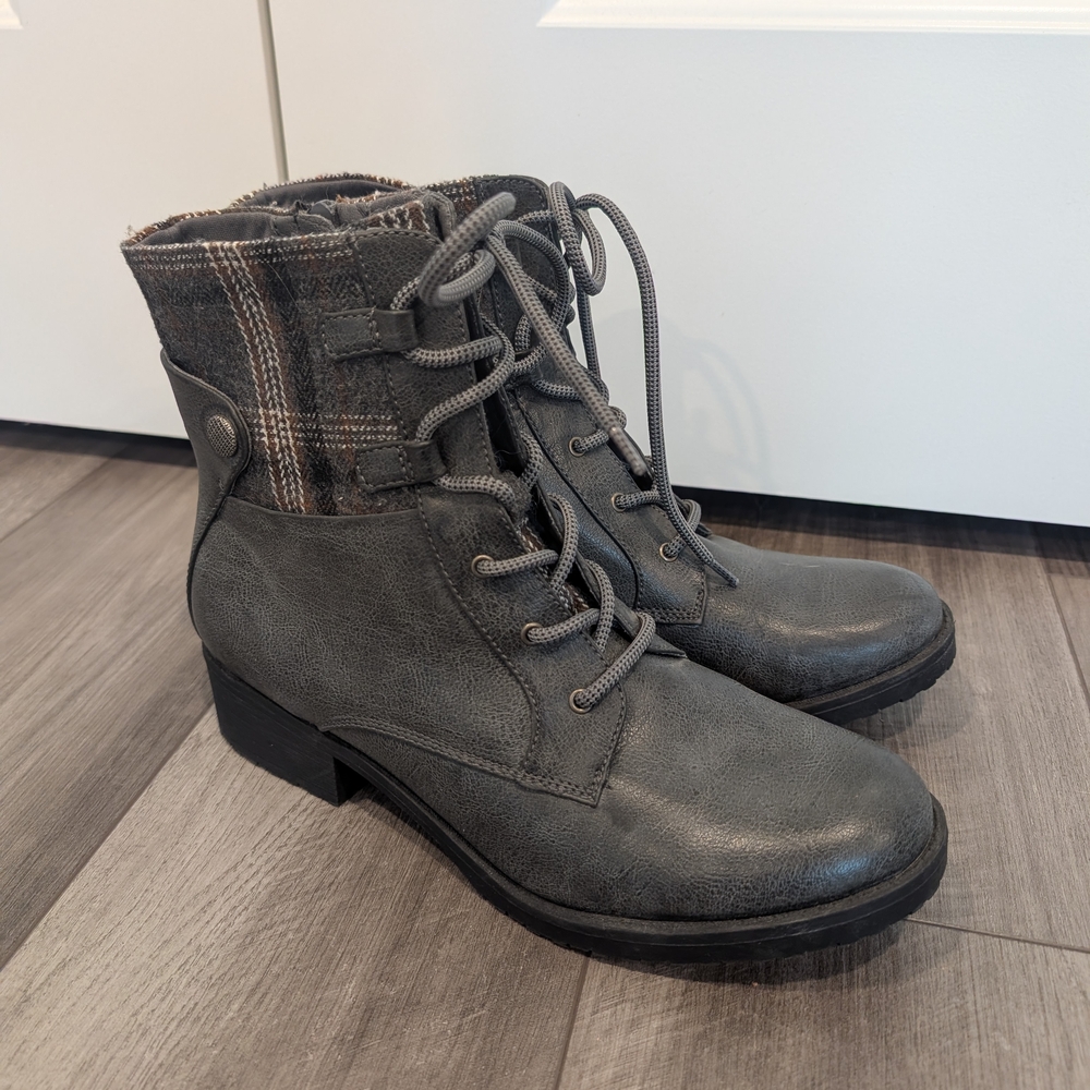 BearPaw Gray Plaid Lace-Up Combat Boots